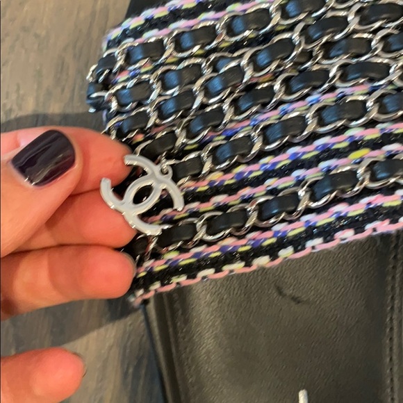 Authentic Chanel logo chain/tweed slides - Picture 5 of 6